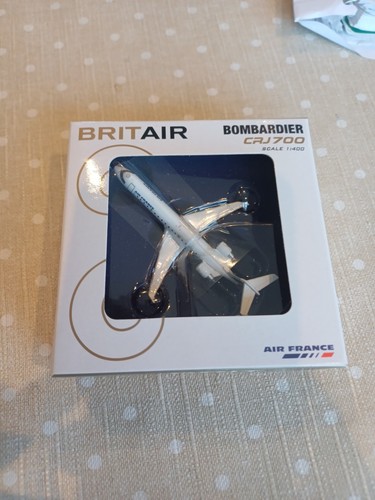 Gemini jets brit air - gemini, crj700